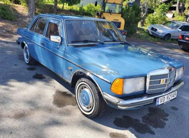 Mercedes-Benz 230 Essence Manuelle 1980 à Rabat