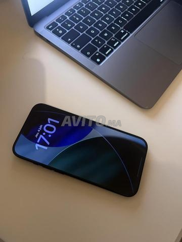 آيفون 15 برو