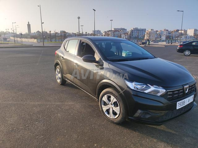 Dacia Sandero 2023 très propre, sans rayures - 2