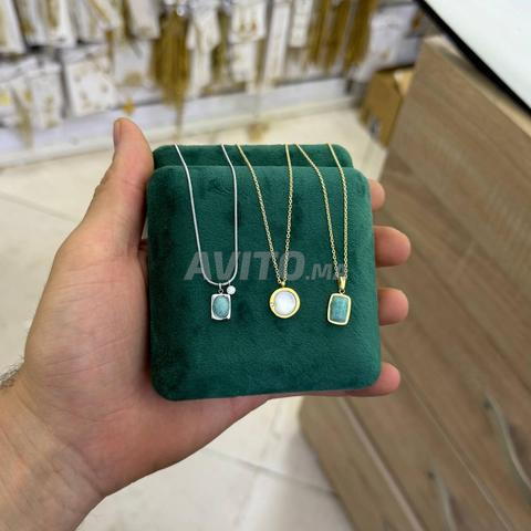 Collier Chic et élégant de très bonne qualité