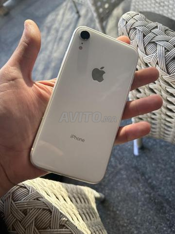 آيفون XR