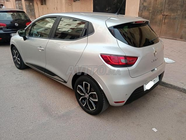 Renault Clio 4 manuelle diesel 6cv 2021/05 - 2