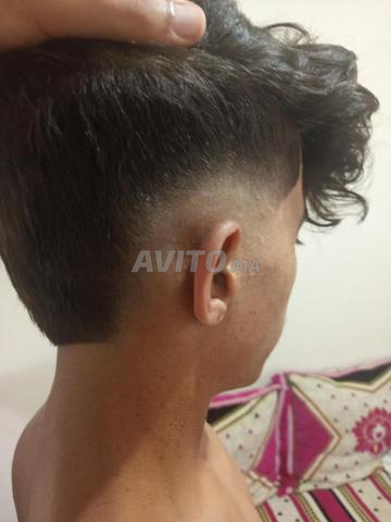 Coupe de cheveux expert au travail