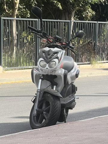 Yamaha stunt slider - 2