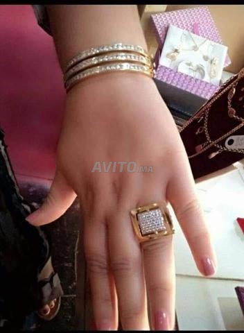 مجوهرات فرنسية وساعات مقاومة للماء - 2