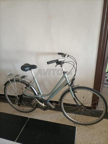 Vélo en aluminium, tout est d'origine