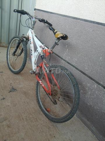 Vélo à vendre à Meknès en bon état intéressés - 2