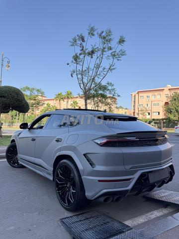 Lamborghini UrusSE 2026