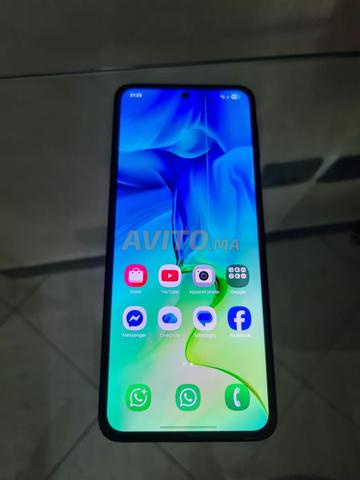 Samsung Z Flip 3 5G avec écran vert - 2
