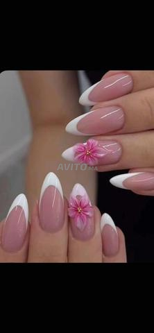 Boîtes d'ongles artificiels de luxe faits à la main (Press on nails)