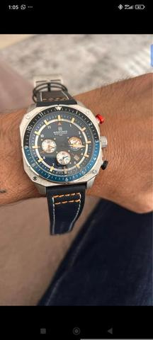 Très belle montre authentique Naviforce - 2
