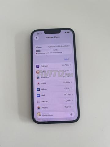 iPhone 13 128 Go, état neuf, prix négociable - 2