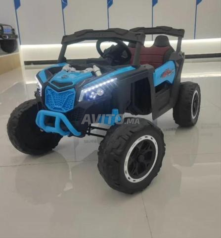 Voiture MERCEDES 4x4 pour enfants
