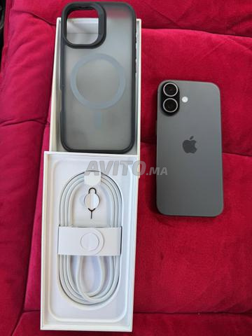 iPhone 17 256 Go neuf jamais utilisé - 2