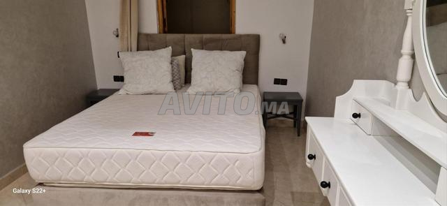 À louer bel appartement meublé et climatisé