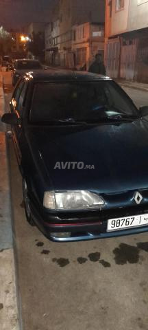 Voiture propre et économique, viens et conduis - 2
