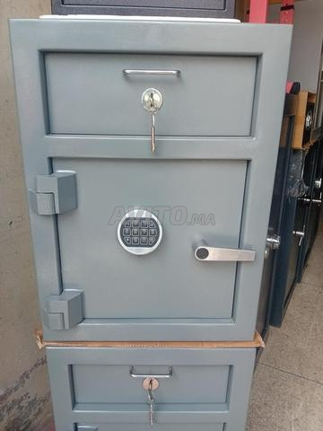 Coffre fort blindé Tompocis 80kg Lakis