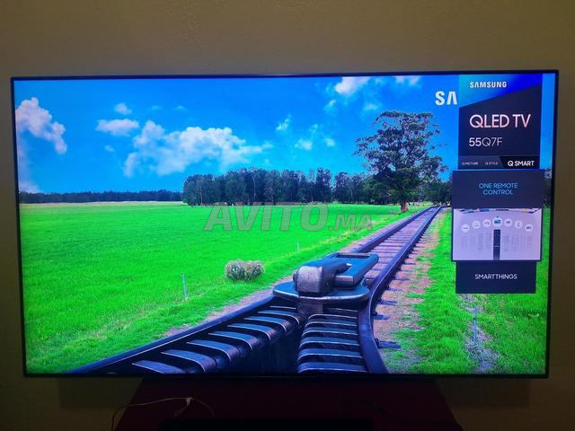 Samsung QLED 55 pouces modèle 55Q7F haut de gamme - 2