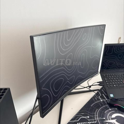 شاشة MSI IPS 180 هرتز FHD منحنية - 2