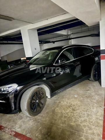 BMW X4 bien entretenu
