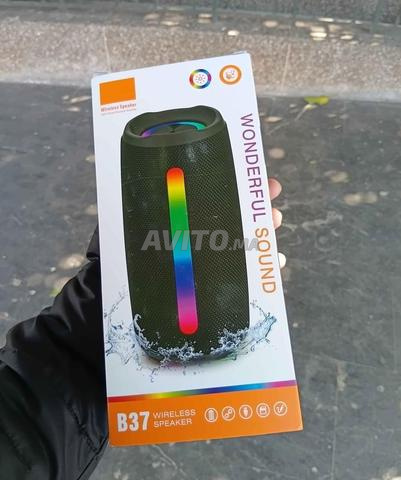 B37 Wireless Speaker - 2