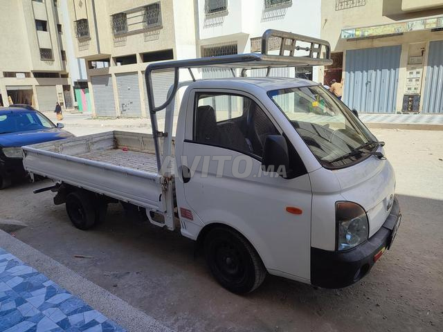 Hyundai H100 pure à moi, carte grise à mon nom.