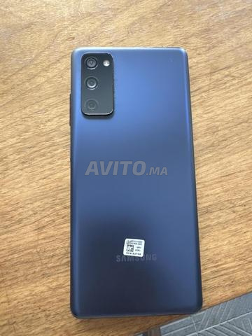 Samsung Galaxy S20 FE - 2