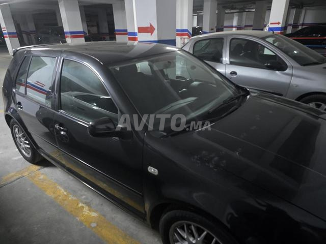 Volkswagen Golf - 2