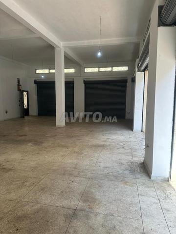 Magasin à vendre avec cave jamais utilisée