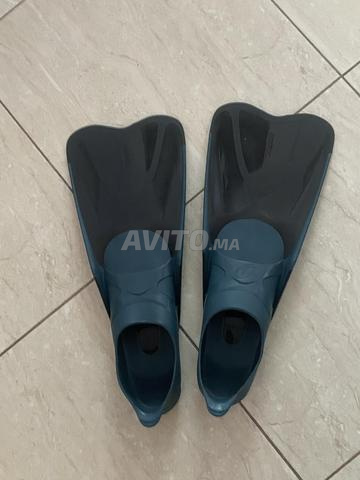 Palmes à vendre taille 44/45, qui la veut est le bienvenu