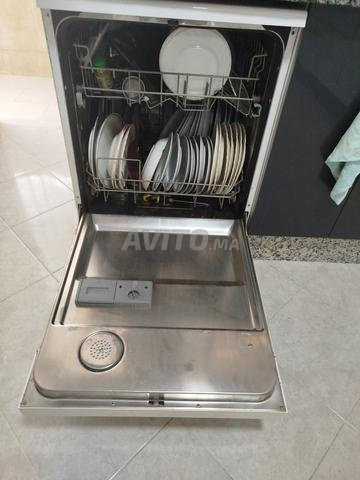 endommagé et je vends ses pièces - 2
