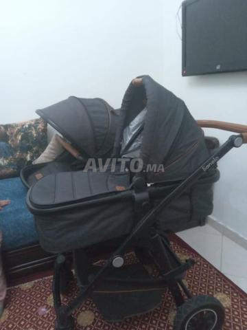 عربة أطفال مستوردة من فرنسا
