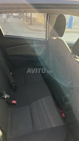 toyota yaris - 2
