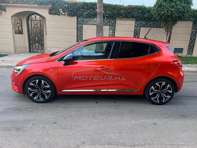 Clio 5 intense en très bon état 
