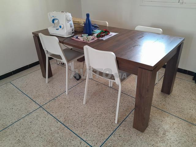 طاولة وكراسي - 2