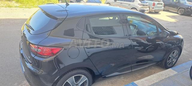 Renault Clio Diesel Manuelle 2016 à Fès - 2