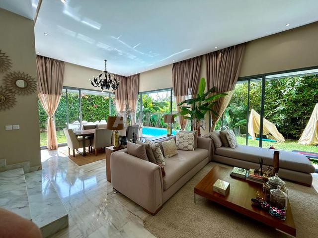 Villa Moderne à Vendre à Dar Bouazza Casablanca