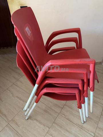 4 Chaises pour jardin ou espace extérieur - 2