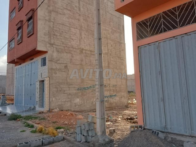 بقعة أرضية - 2