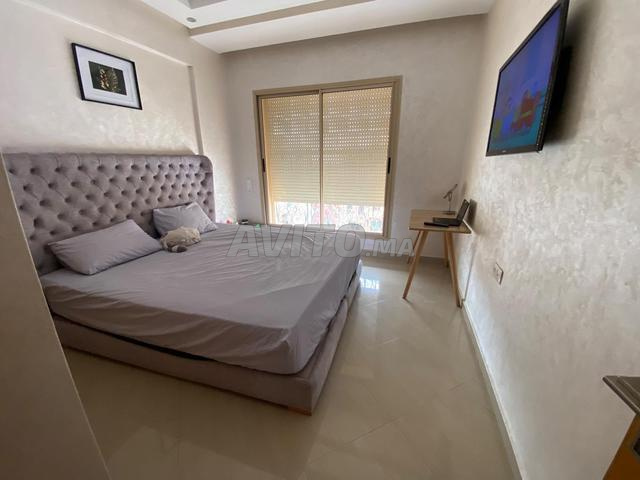 LUXUEUX APPARTEMENT MEUBLÉ À CÔTÉ ÉCOLE IRAKI