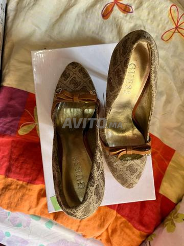 Chaussures Guess en très bon état. - 2