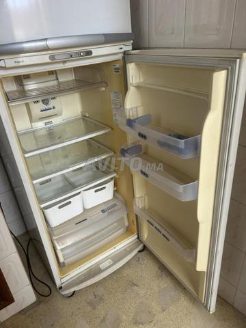 Vends Frigo avec congélateur - 2