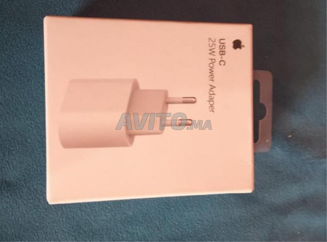 إعلان محول طاقة USB-C بقوة 25 واط