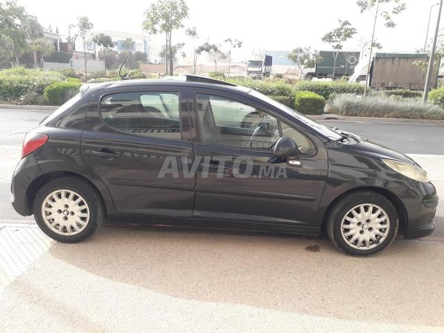 Peugeot 207 essence N téléphone - 2