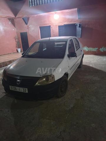 Dacia Logan en bon état - 2