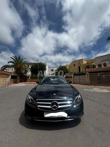 Mercedes E220 - 2
