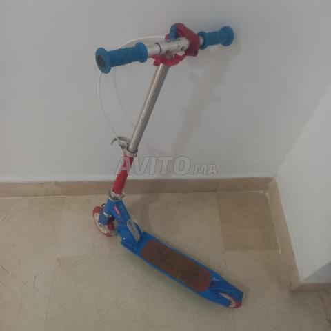 Trottinette Decathlon en bon état