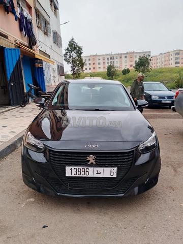 Peugeot 208 Diesel Manuelle 2022 à Casablanca - 2