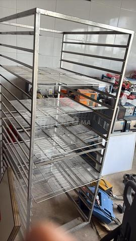 Chariots inox pour boulangerie - 2
