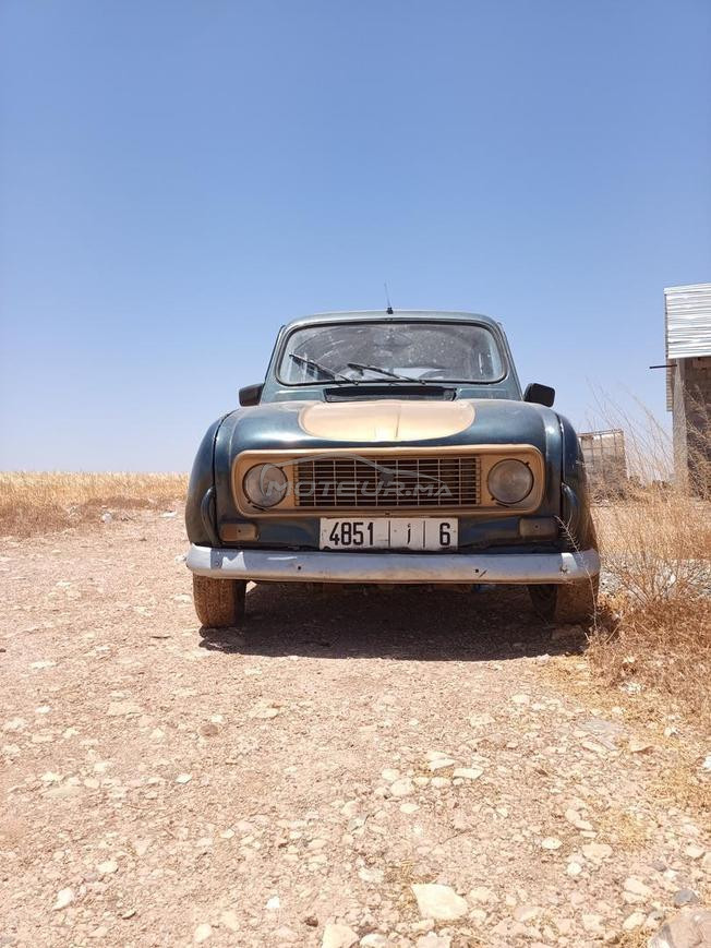 R4 مستعمله للبيع
